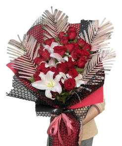 LJILJANI I CRVENE RUŽE U BUKETU