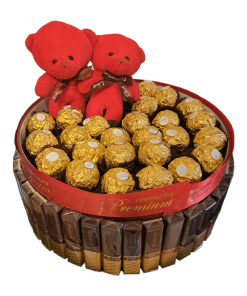 TORTA OD SLATKIŠA I MEDE-070