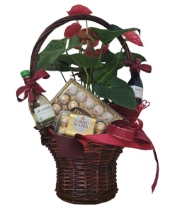 ARANŽMAN SA PIĆEM I SLATKIŠIMA